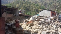 Maruti cement distributes relief for Earthquke